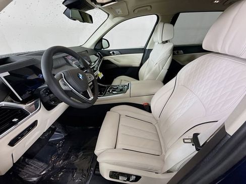 New 2026 BMW X7 xDrive40i image 21