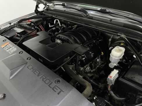 Used 2020 Chevrolet Suburban Premier image 31