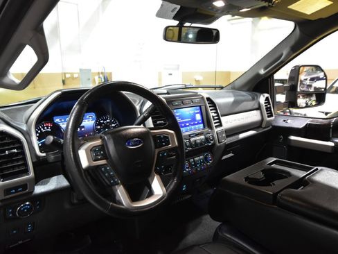 Used 2020 Ford F350 Lariat w/ Lariat Ultimate Package image 22