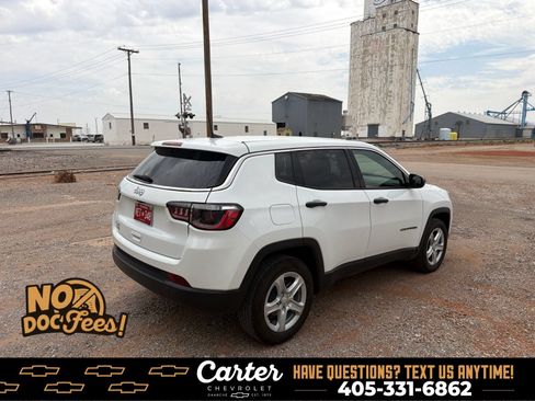 Used 2024 Jeep Compass Sport AWD/4WD image 3