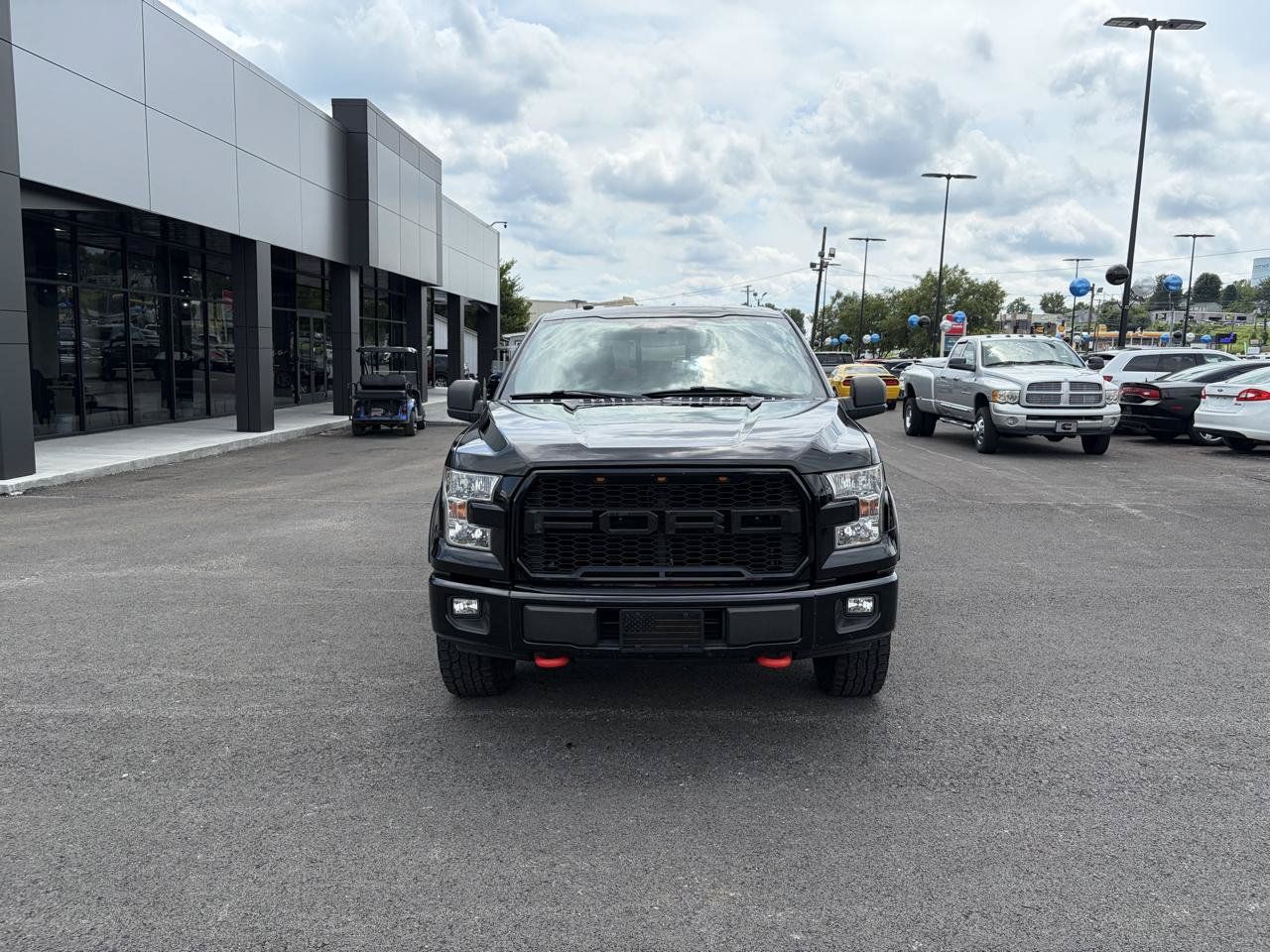 Used 2017 Ford F150 XLT w/ Equipment Group 302A Luxury AWD/4WD image 8