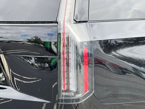 Certified 2025 Cadillac Escalade Sport Platinum w/ LPO, ONYX Package image 53