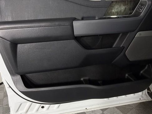 Used 2024 Ford F250 Lariat image 25