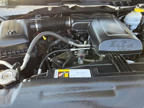 Used 2023 RAM 1500 Classic SLT w/ Trailer & Traction Group AWD/4WD image 21