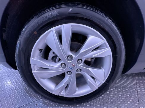 Used 2025 Buick Encore GX Preferred FWD image 10