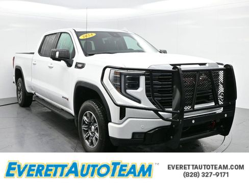 Used 2024 GMC Sierra 1500 AT4 w/ Technology Package image 1
