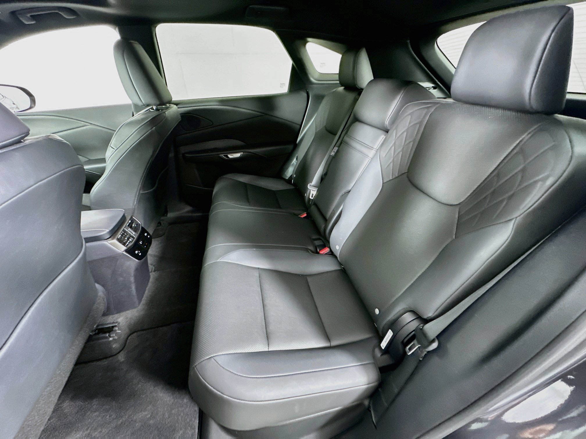 Used 2024 Lexus RX 350 Premium w/ Accessory Package (K3) FWD image 25
