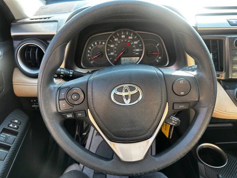 Used 2013 Toyota RAV4 XLE FWD image 15