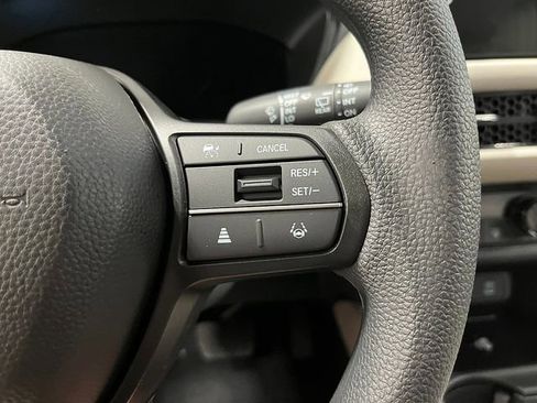 New 2026 Honda HR-V LX image 17