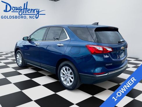 Used 2019 Chevrolet Equinox LT FWD image 3