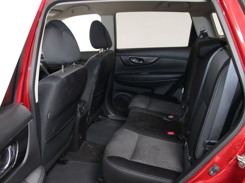 Used 2017 Nissan Rogue SV w/ SV Premium Package AWD/4WD image 18