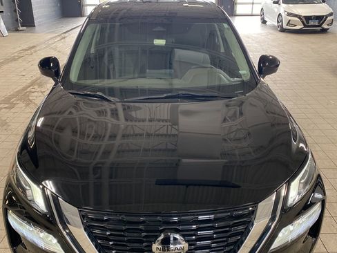 Certified 2021 Nissan Rogue SV image 35