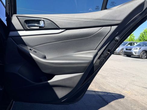 Used 2016 Nissan Maxima 3.5 SV FWD image 23