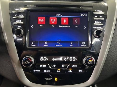 Used 2019 Nissan Murano SV image 9