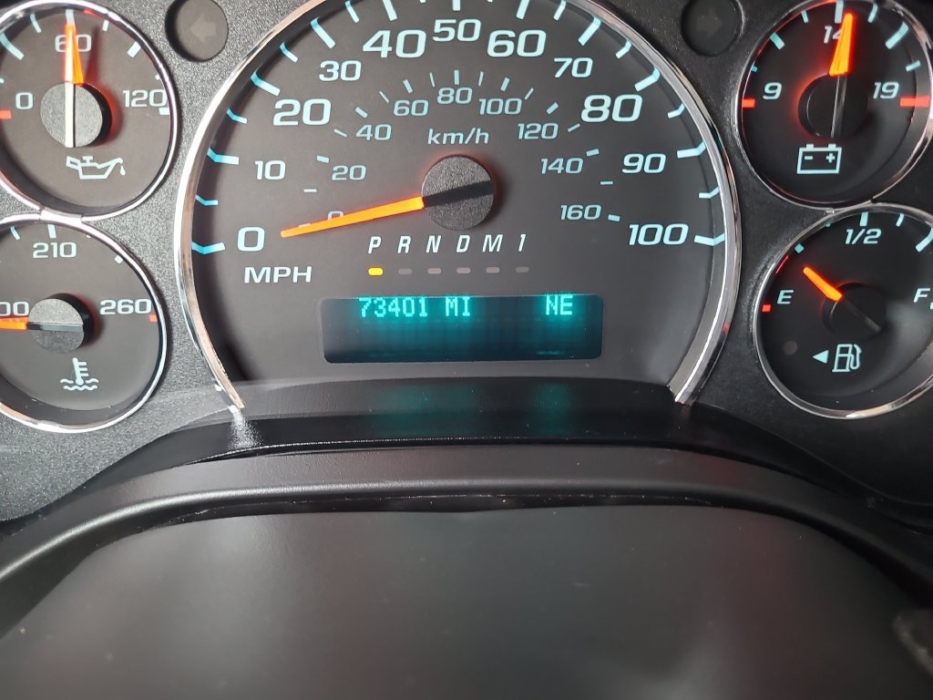 Used 2023 Chevrolet Express 2500 Extended w/ Driver Convenience Package RWD image 9