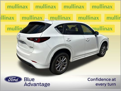 Used 2025 MAZDA CX-5 AWD 2.5 S w/ Preferred Package image 2