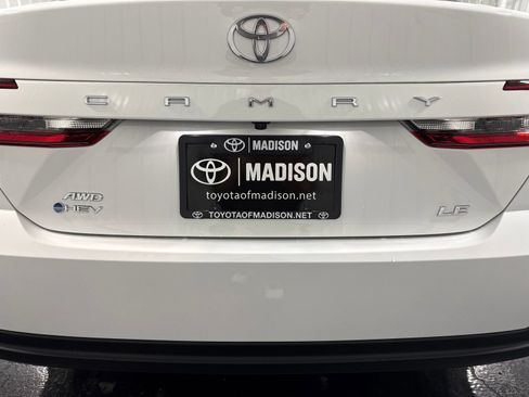 New 2026 Toyota Camry LE AWD/4WD image 32