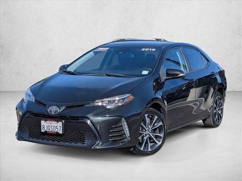 Used 2019 Toyota Corolla XSE image 1