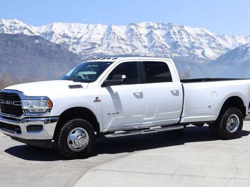 Used 2021 RAM 3500 Big Horn AWD/4WD image 2