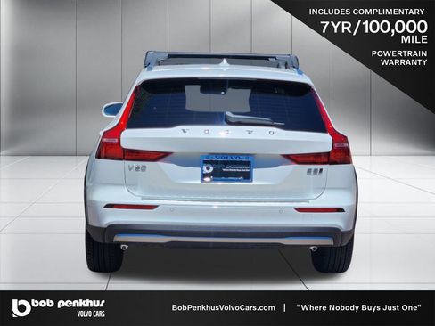 New 2026 Volvo V60 B5 Cross Country Plus w/ Climate Package AWD/4WD image 26