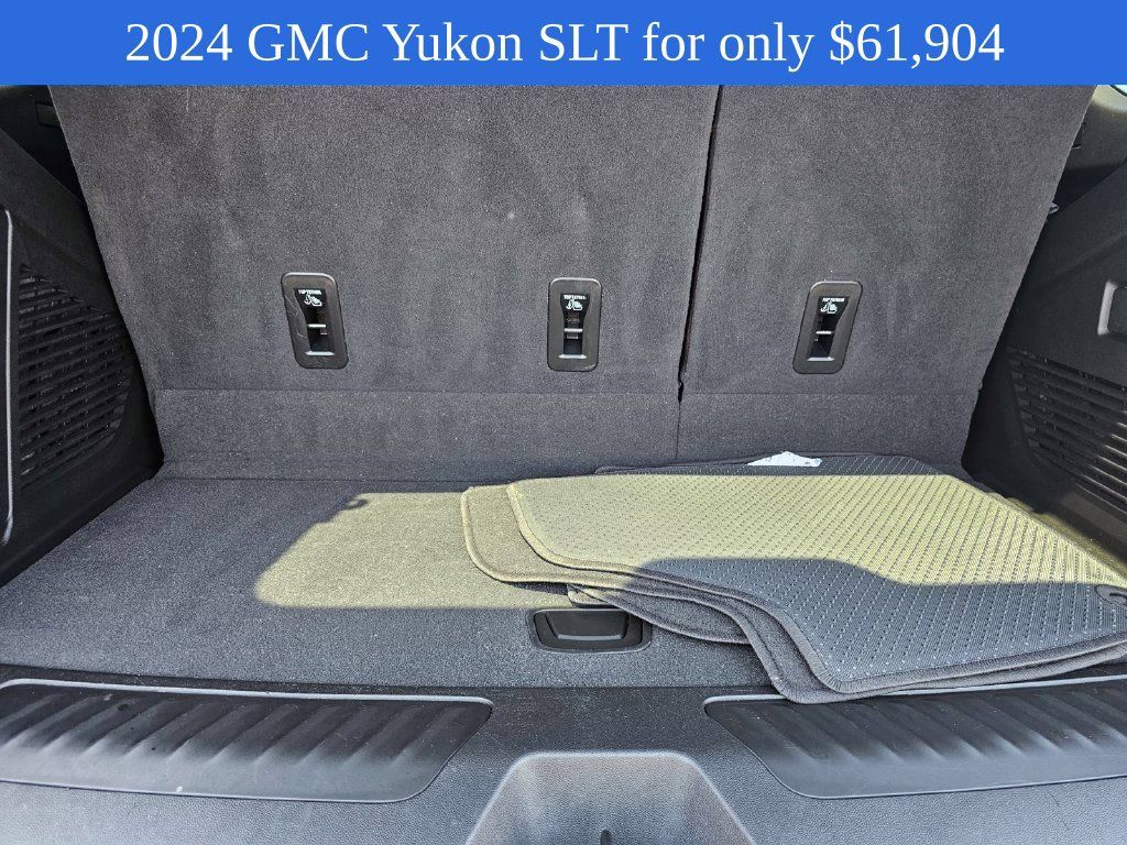 Used 2024 GMC Yukon SLT w/ SLT Premium Package AWD/4WD image 19