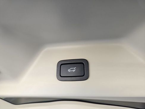 Used 2021 Land Rover Range Rover Westminster Edition image 37