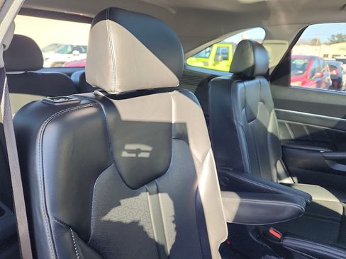 Used 2021 Kia Sorento SX image 32