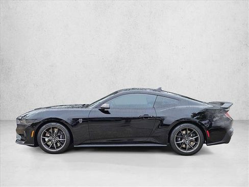 Used 2026 Ford Mustang Dark Horse image 7