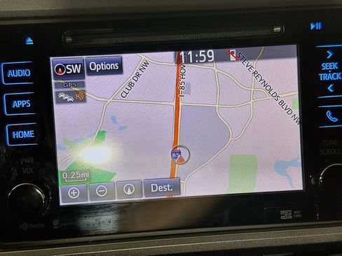 Used 2017 Toyota Tacoma TRD Off-Road w/ Premium & Technology Package image 22