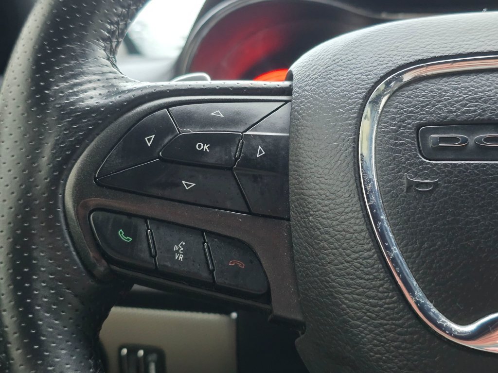 Used 2018 Dodge Durango R/T w/ Technology Group AWD/4WD image 27