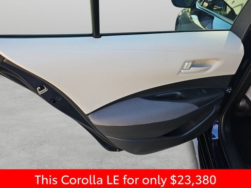Used 2025 Toyota Corolla LE FWD image 35