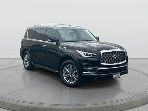 Used 2021 INFINITI QX80 Luxe w/ All-Season Package AWD/4WD image 1