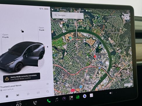 Used 2023 Tesla Model Y Performance AWD/4WD image 19