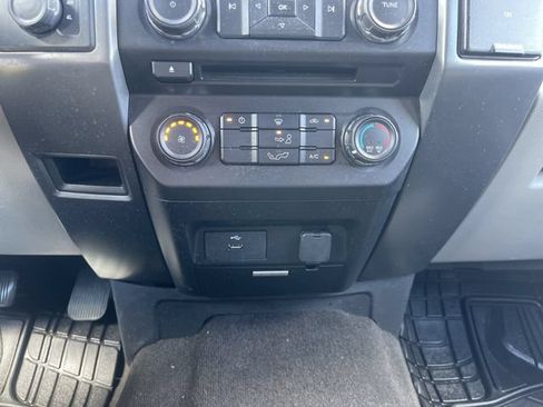 Certified 2018 Ford F150 XLT AWD/4WD image 34