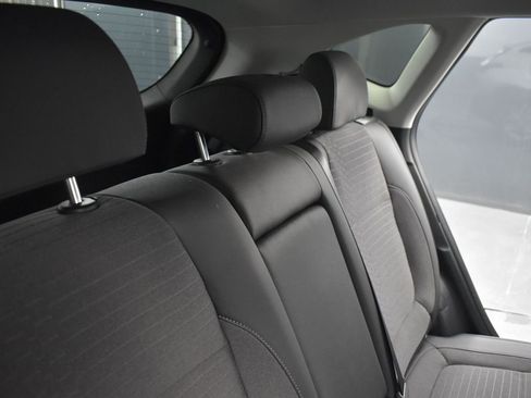 Used 2023 Kia Seltos S image 19