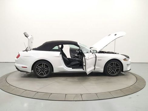 Used 2021 Ford Mustang GT Premium image 15