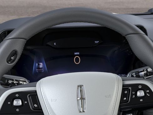 Used 2026 Lincoln Aviator AWD image 13