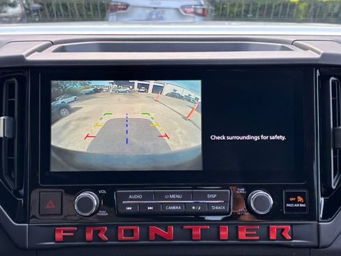 Used 2026 Nissan Frontier PRO-4X AWD/4WD image 23