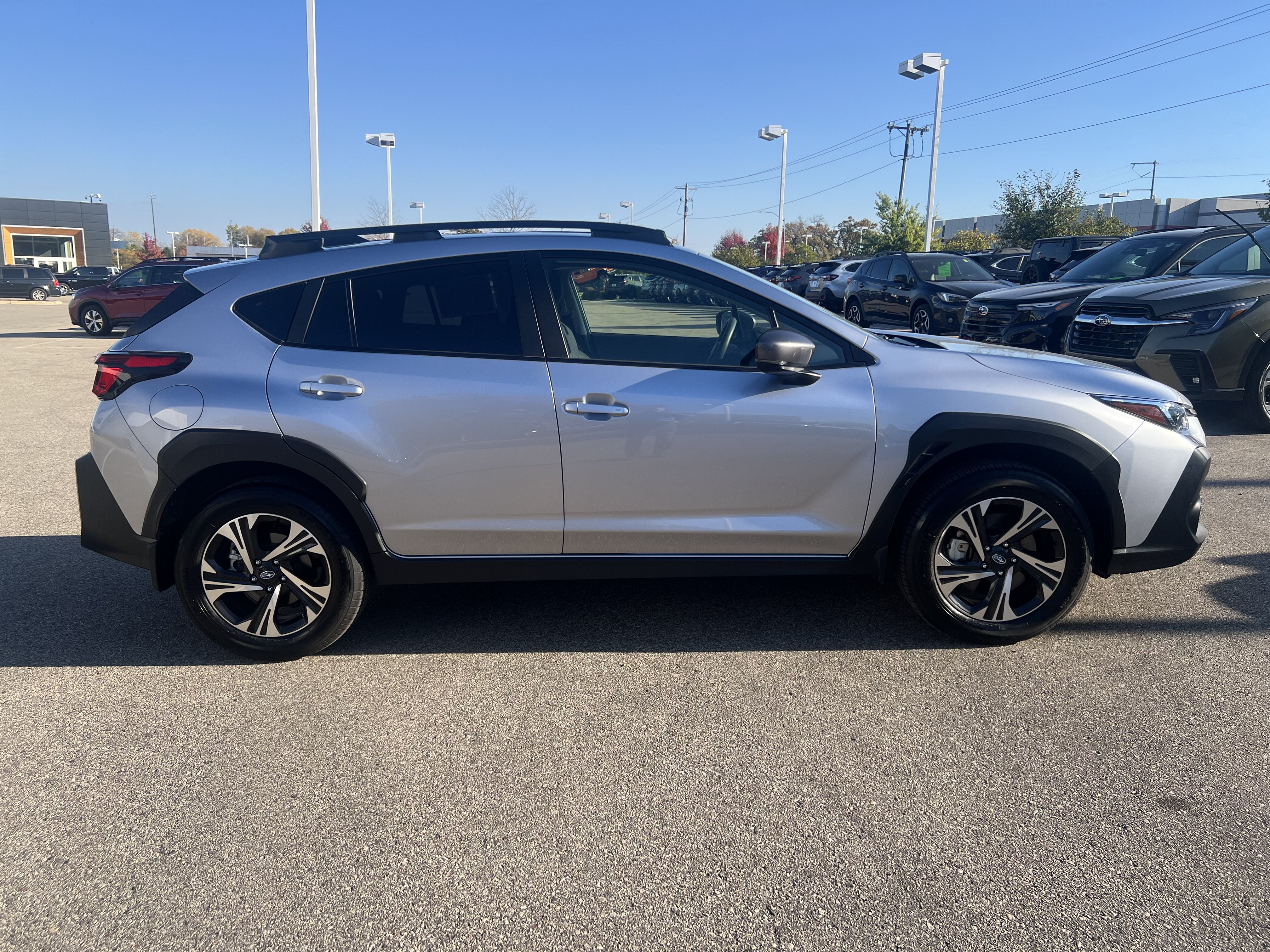 Certified 2025 Subaru Crosstrek 2.5i Premium AWD/4WD image 8