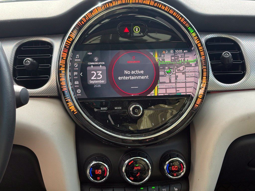 Used 2023 MINI Cooper SE FWD image 12