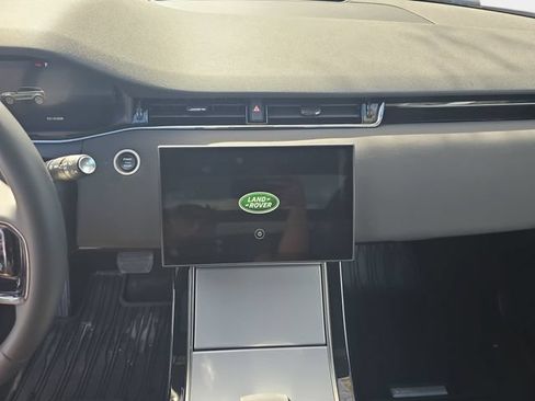 Certified 2025 Land Rover Range Rover Evoque S AWD/4WD image 23