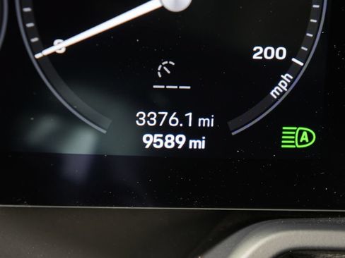 Certified 2024 Porsche 911 Carrera RWD image 28
