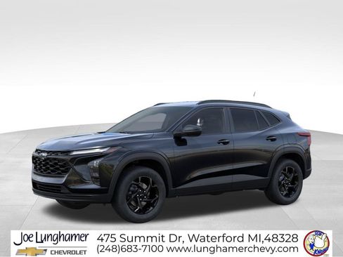 New 2026 Chevrolet Trax LT w/ Driver Confidence Package FWD image 2