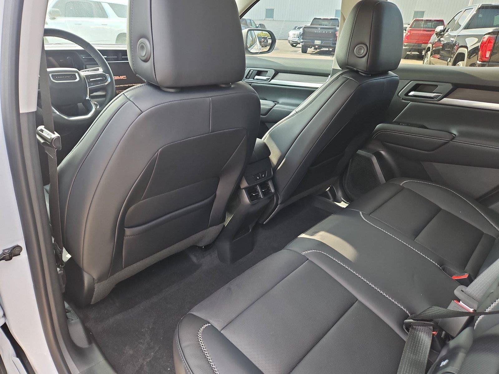 New 2027 GMC Terrain Denali AWD/4WD image 15