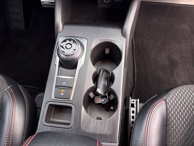 Used 2024 Ford Escape ST-Line w/ Tech Pack #1 AWD/4WD image 10
