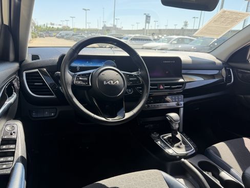 Used 2024 Kia Seltos S AWD/4WD image 26