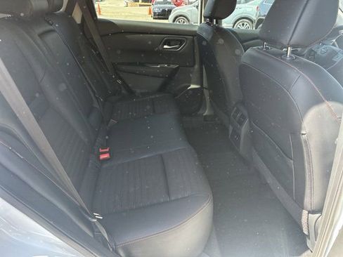 Used 2025 Nissan Rogue SV image 20