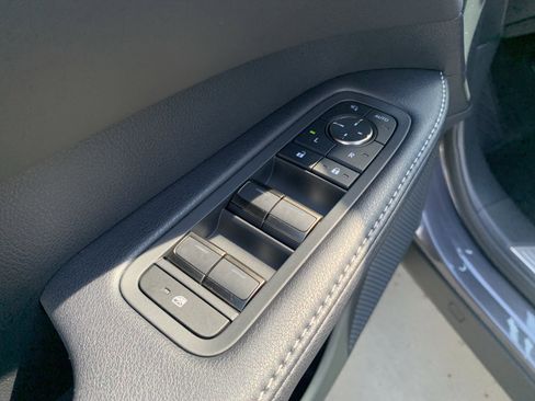 Certified 2025 Lexus RX 350 Premium w/ Accessory Package (Z1) image 13