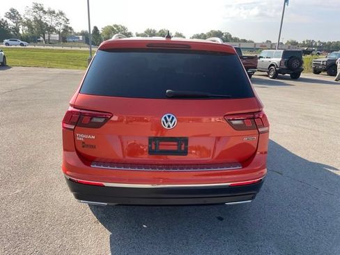 Used 2019 Volkswagen Tiguan SEL w/ 3rd Row Seat Package AWD/4WD image 7
