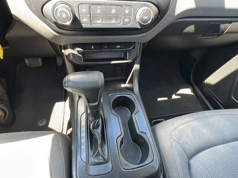Used 2017 Chevrolet Colorado W/T RWD image 14